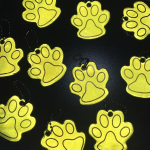 Portachiavi catarifrangenti a forma di zampina